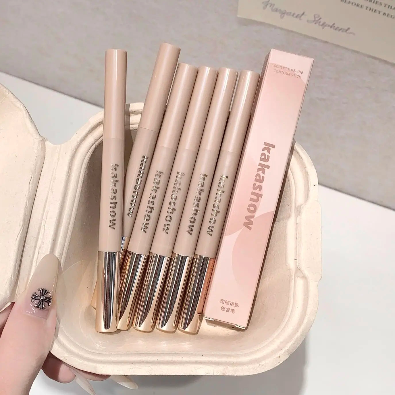 Kakashow Nose Shadow Contour Pen with Sumdge Brush Smooth Cream Texture Natural 3D Facial Contour Stick