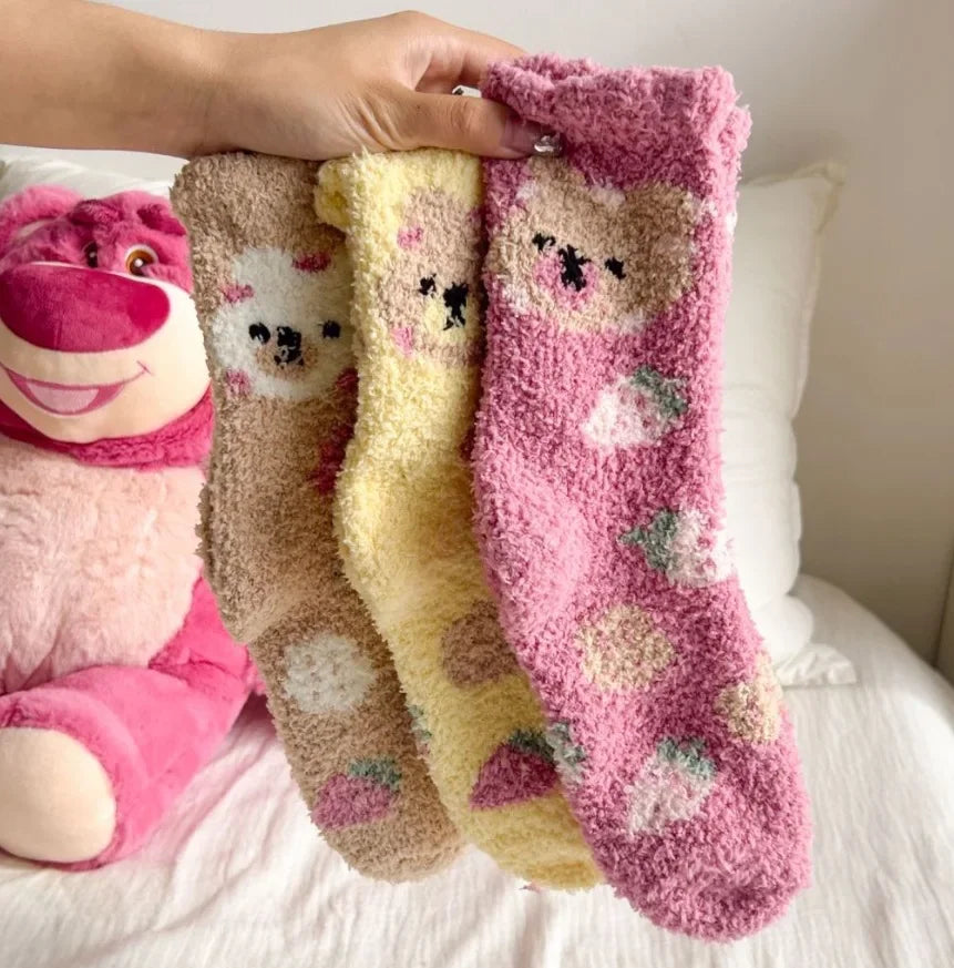 New Fashion Coral Fleece Women Socks Warm Home Floor Socks Strawberry Bear Socks Mid Tube Sleep Socks Plush Socks Added Fleece