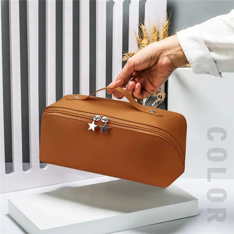 Cosmetics Storage Kit Large Capacity Travel Toiletry Bag Makeup Bag Ins Advanced Sense Portable Cosmetic Storage Bag