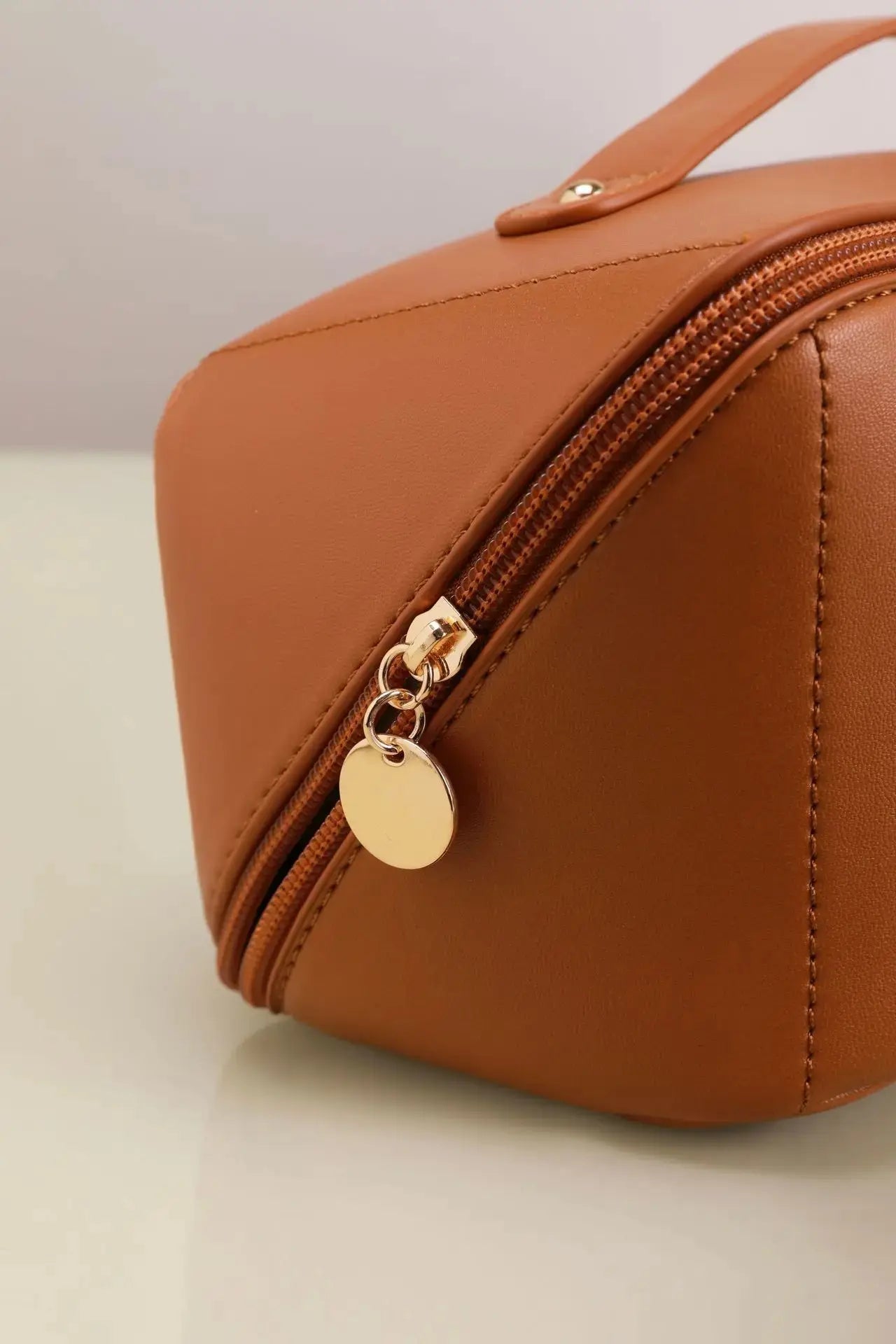 Cosmetics Storage Kit Large Capacity Travel Toiletry Bag Makeup Bag Ins Advanced Sense Portable Cosmetic Storage Bag