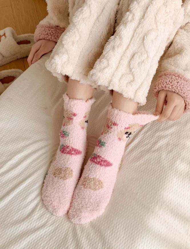New Fashion Coral Fleece Women Socks Warm Home Floor Socks Strawberry Bear Socks Mid Tube Sleep Socks Plush Socks Added Fleece